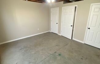 3 beds, 2 baths, 1,300 sqft, $1,595, Unit 601