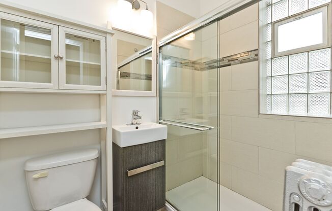 Studio, 1 bath, $1,150, Unit 306