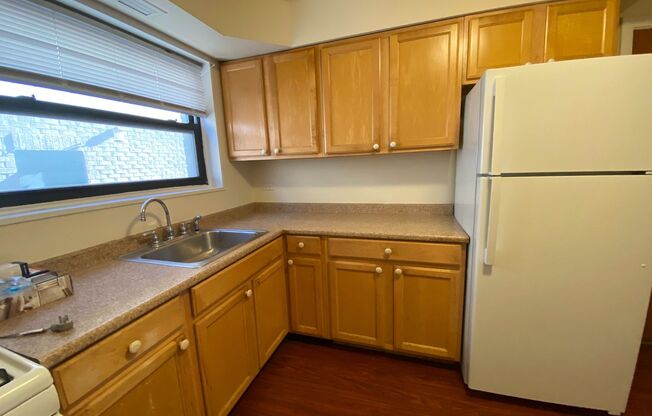 1 bed, 1 bath, 650 sqft, $1,100, Unit 2722-W3