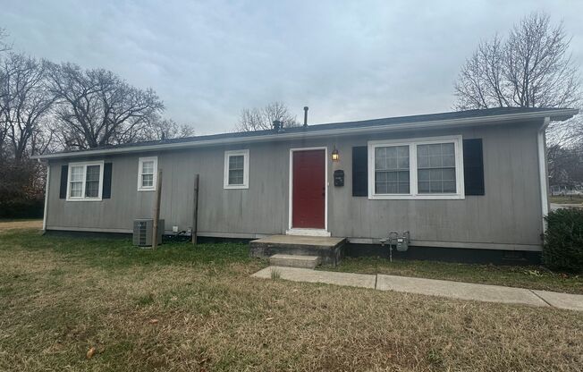 3 beds, 2 baths, $1,200