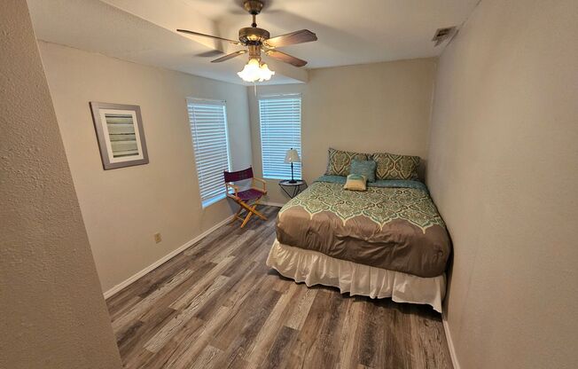 2 beds, 1 bath, $1,350