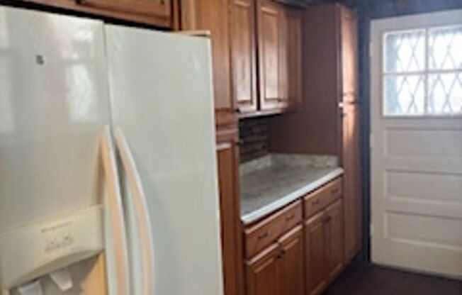 10625 S. Calumet Ave