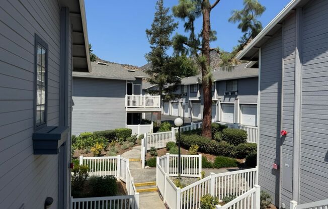 Lovely 2 Bedroom Condo in Azusa