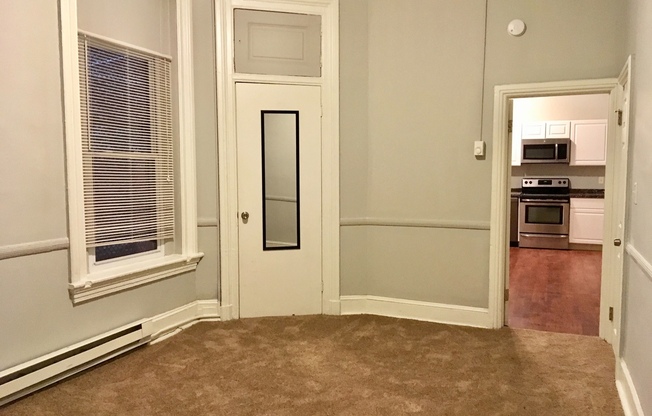 1 bed, 1 bath, $1,100, Unit 1C
