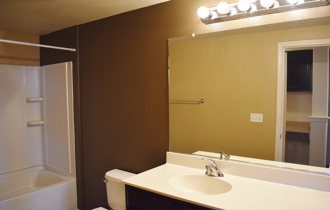 2 beds, 2 baths, $2,100