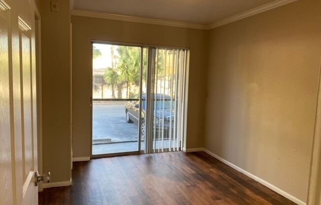 Charming 1-Bedroom Condo in Altamonte Springs with New Flooring