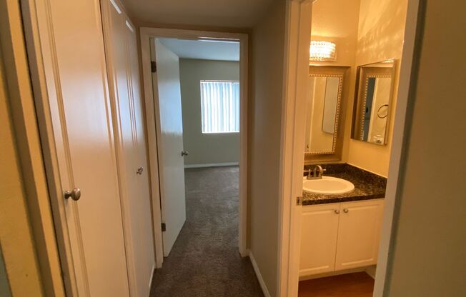 2 beds, 1 bath, $2,325