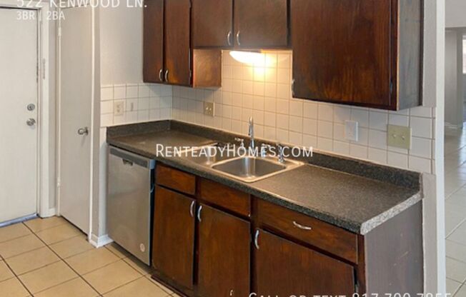 3 beds, 2 baths, $1,625