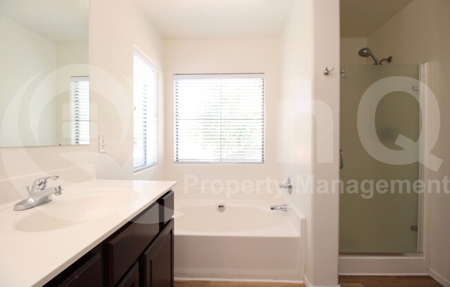 3 beds, 2.5 baths, 1,684 sqft, $2,100
