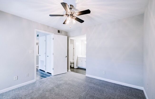 2 beds, 2 baths, 1,000 sqft, $1,450, Unit 2041