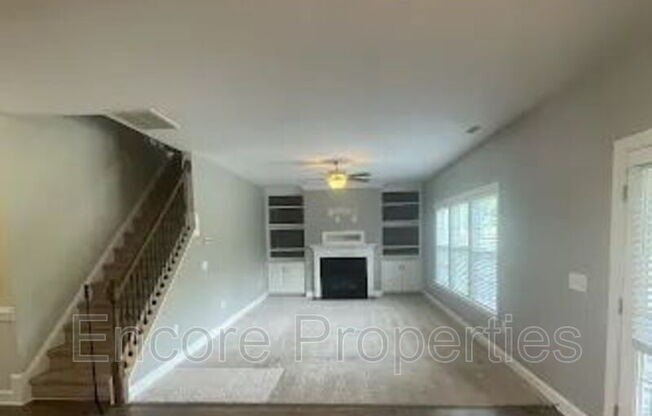 1324 FRST FERN LN