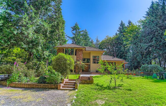 4bd/4.5ba Redmond Home