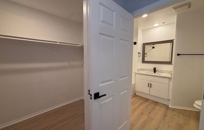 1 bed, 1 bath, 768 sqft, $2,498, Unit 114