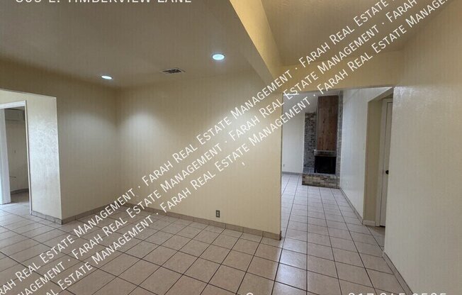 803 E TIMBERVIEW LN
