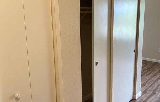 1 bed, 1 bath, 410 sqft, $1,425, Unit 210