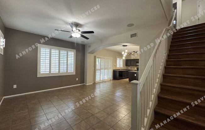 Contemporary Phoenix Living – Spacious 3BR Home with Loft