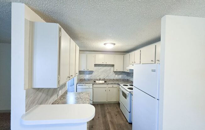 2 beds, 2 baths, 810 sqft, $1,199, Unit B-214