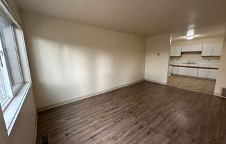 JL B  -  8036 Loganberry St