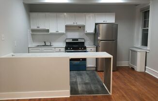 1 bed, 1 bath, $1,395, Unit 21