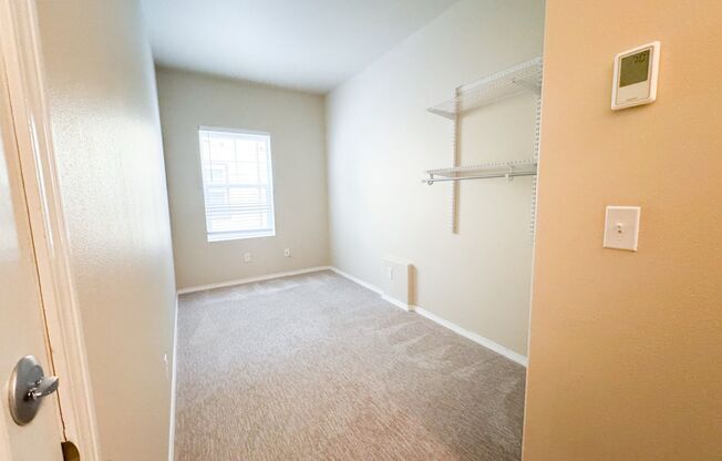 Studio, 1 bath, 137 sqft, $1,195, Unit 8C