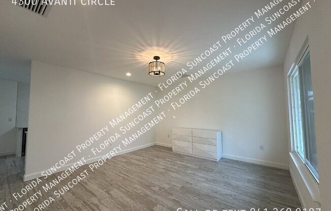 4300 AVANTI CIR