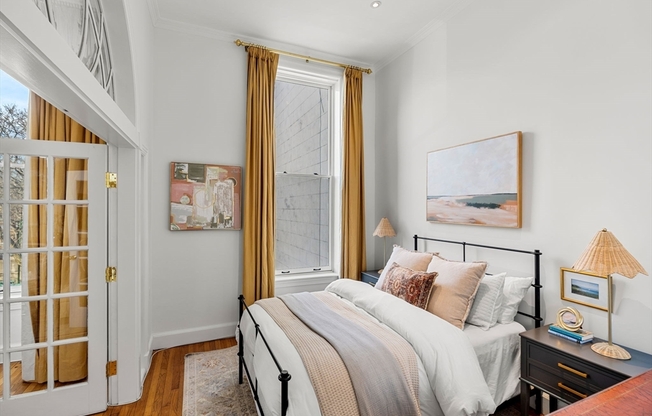 120 BEACON ST