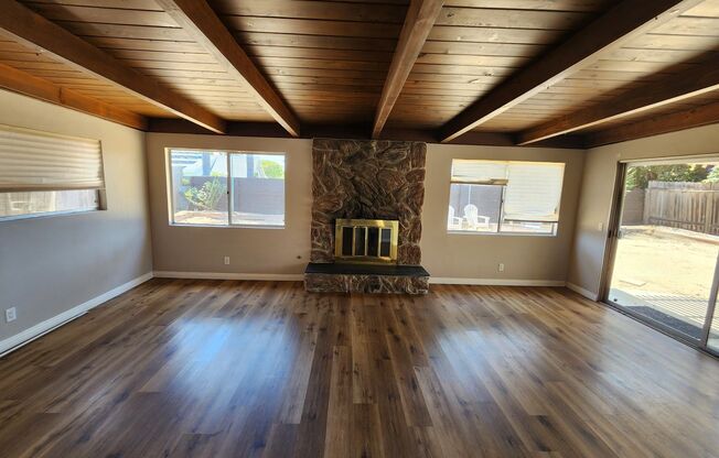 3 Bedroom Single Story House in San Carlos
