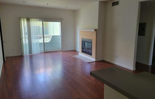 3 beds, 2 baths, 1,450 sqft, $3,149, Unit 204