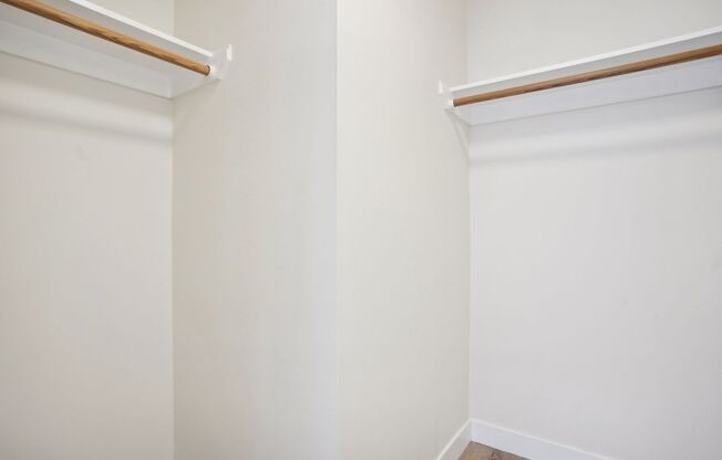 2 beds, 1 bath, 970 sqft, $2,795, Unit 402