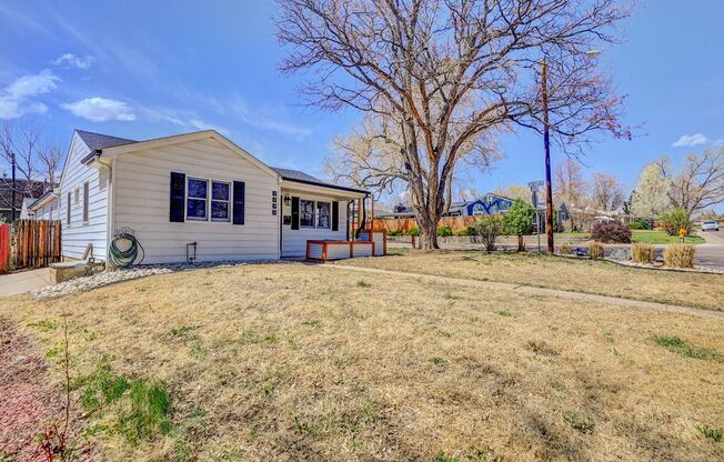 3 Bedroom 1 bath home with detached 2 car garage