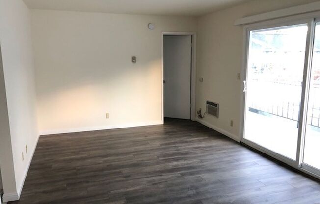 137 (300 Merrydale)