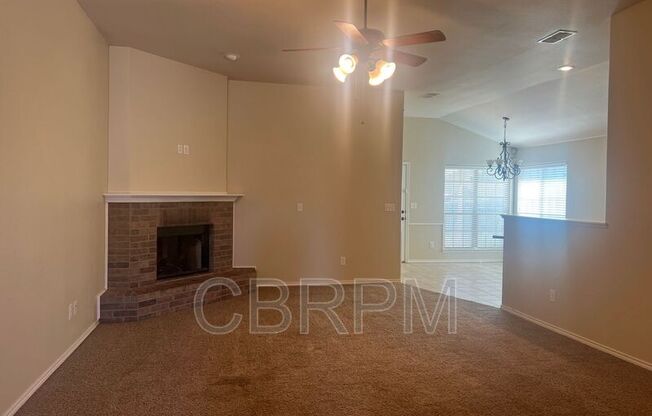 4 beds, 2 baths, 1,922 sqft, $1,875