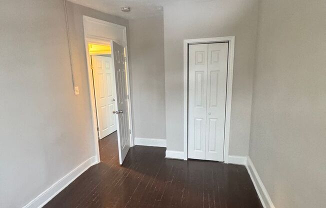 Charming row home in Baltimore City!