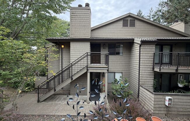 Mountain Park 2-Bedroom Condo with Spacious Kitchen, Private Deck, Pool & Community Amenities