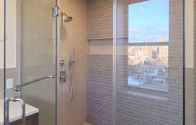 6 beds, 4.5 baths, 6,000 sqft, $55,000, Unit PHA