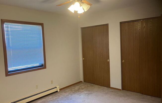 2 beds, 1 bath, $1,149.99