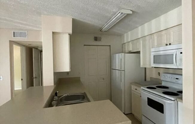 2/2 Condo in Kissimmee for Rent!