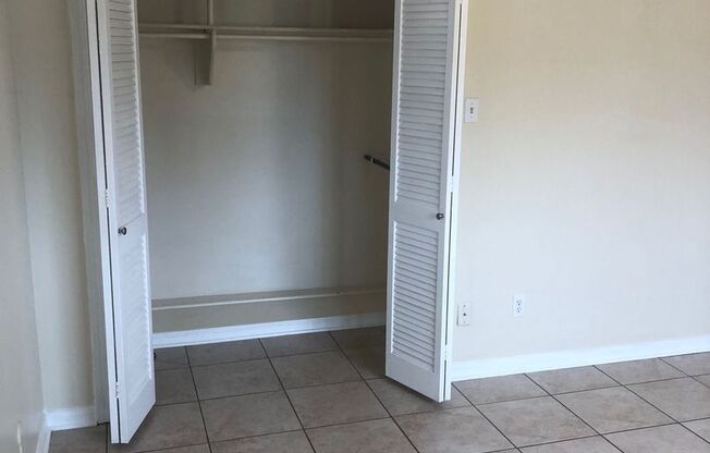 3 beds, 2 baths, $1,500