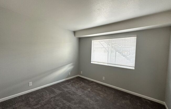 2 beds, 1 bath, 752 sqft, $1,495, Unit CA-17