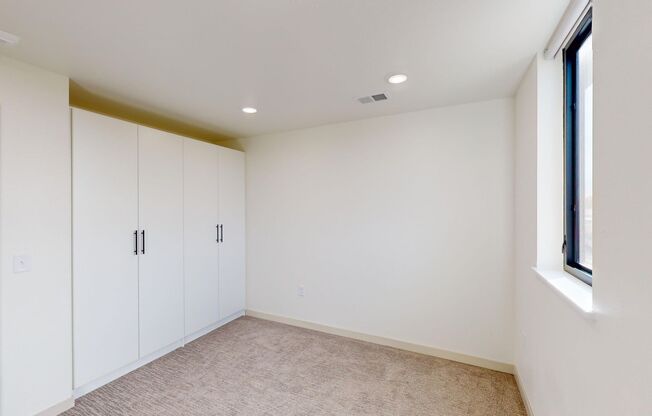 1 bed, 1 bath, 529 sqft, $1,460, Unit 6410-106