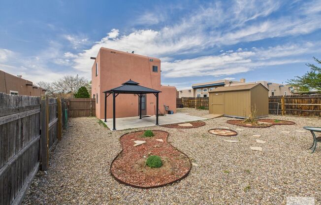 Bright & Updated 2BR Home with Landscaped Yard Near Shopping & Hospitals