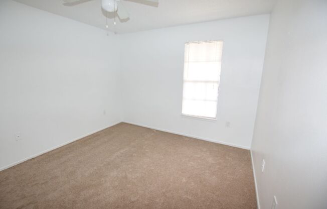 1 bed, 1 bath, $1,100