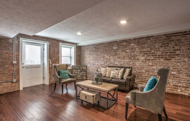 1 bed, 1 bath, 650 sqft, $1,395, Unit Unit 01B A1100