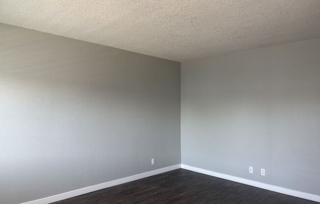 1 bed, 1 bath, 540 sqft, $2,080, Unit 320-19