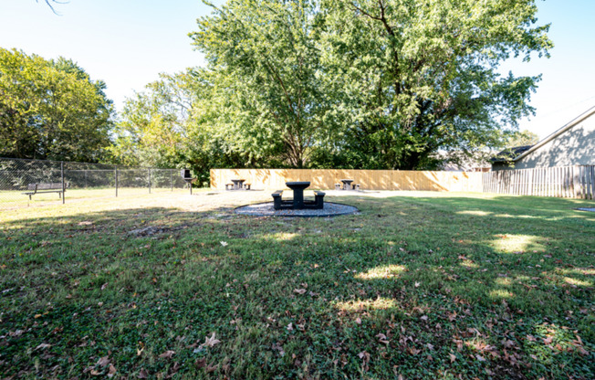 Canyon and Knox Landing Apartments