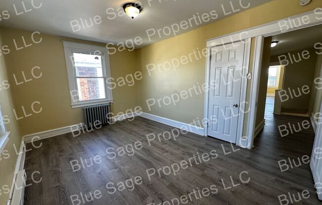 3 beds, 1 bath, $1,695