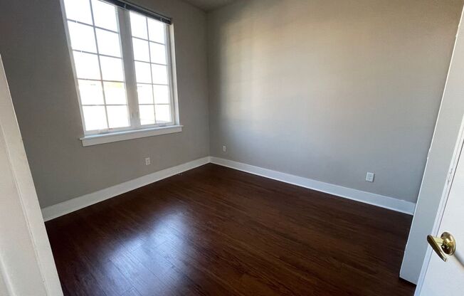 1 bed, 1 bath, 620 sqft, $985, Unit 203