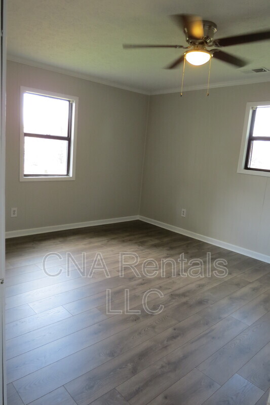 111 Merritt Street SE