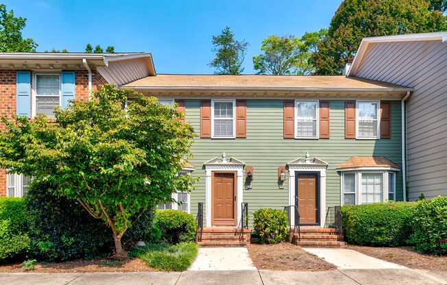 Newly Updated Park Place Townhome in Greensboro