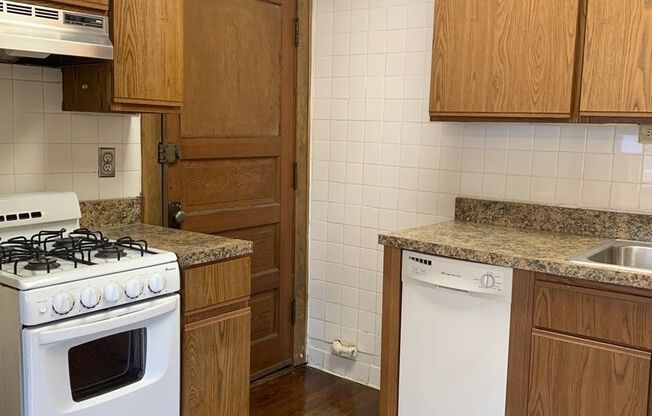 1 bed, 1 bath, 425 sqft, $1,765, Unit 233-314